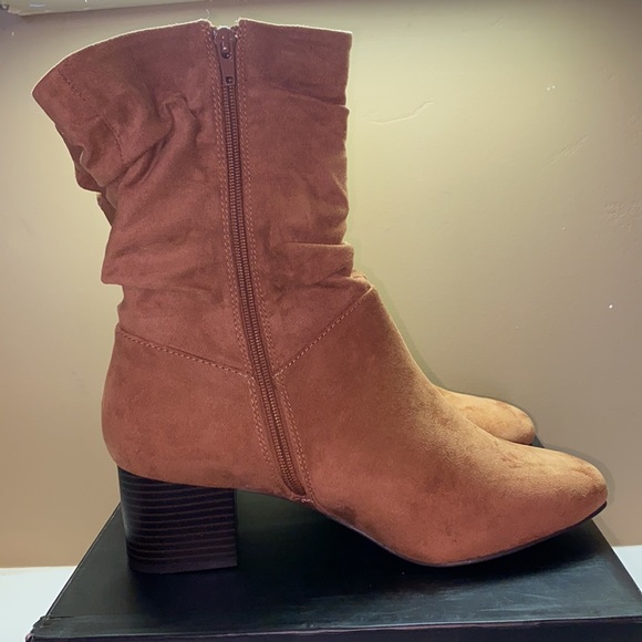 Lane Bryant wide calf slouch boot - Picture 5 of 6